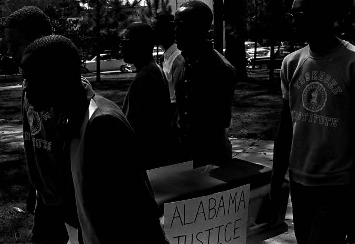 Tuskegee Institute students carrying a mock coffin with a sign “Alabama Justice’ in reaction to the Lowndes County jury’s acquittal of Tom Coleman in the death of civil rights activist Jonathan Daniels. (Alabama Department of Archives and History/Jim Peppler/Southern Courier)
